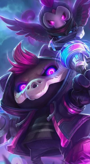 对阵塞维利亚轮休，亚马尔替补席上与队友开玩笑：这些人都是内鬼